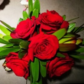 Bidermajer 5 crvenih ruža